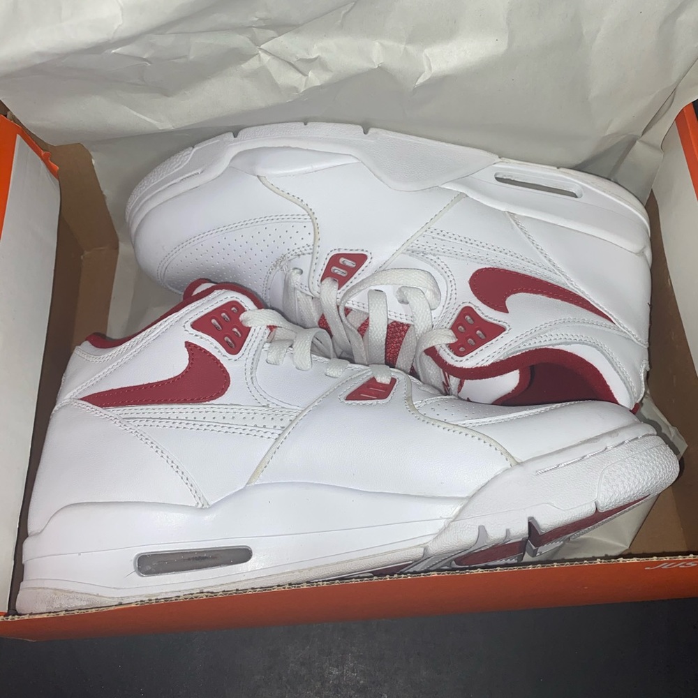 Flight 89 Nike